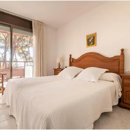 Apartment At053 Els Pins, Primera Linea Con Piscina, Airco Torredembarra
